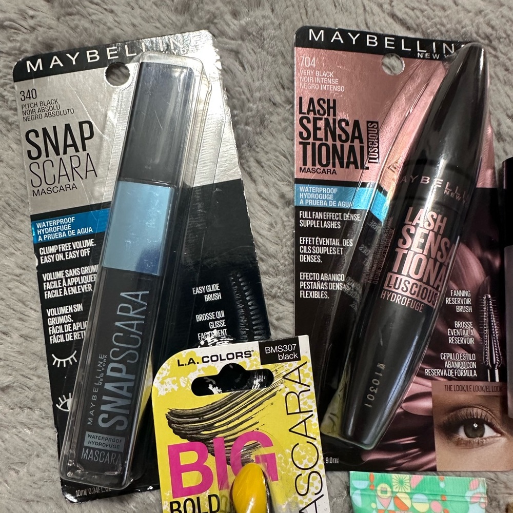 NEW Beauty Bundle - Picture 3 of 9